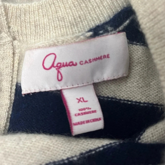 AQUA Cashmere Bloomingdales Exclusive Striped Crewneck with Gold Buttons size XL - Picture 11 of 12